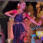 Vandya Mahesh performing at Mallikarjuna Swamy Temple at Chamrajpet